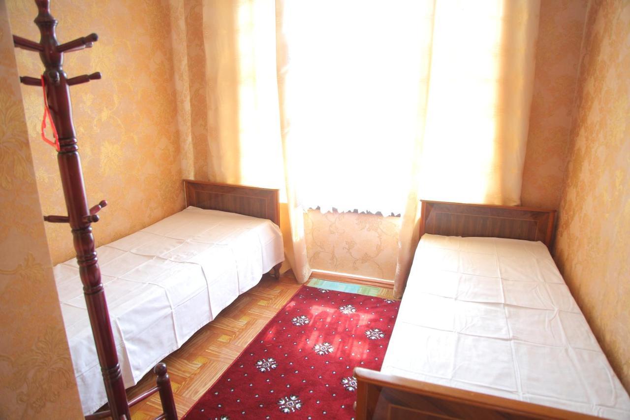 Gulsara Hostel Samarcande Extérieur photo
